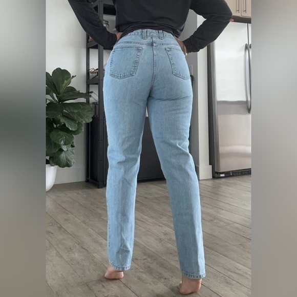 Vintage Guess jeans, size 32 blue - Picture 3 of 3